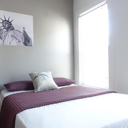 Best Room Nyc✈︎Ewr Layover➤Walk To Nyc Subway Newark Bagian luar foto